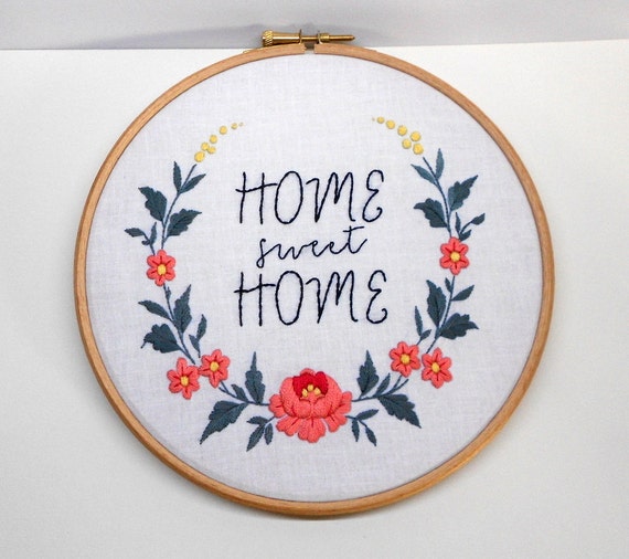 Flower wreath home sweet home sign embroidery hoop wall art Flower wreath home sweet home sign embroidery hoop wall art