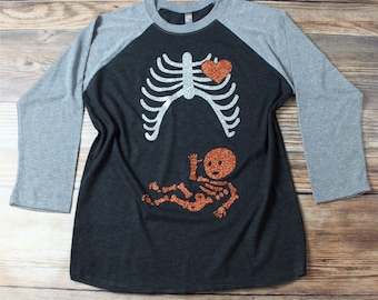 Pregnant Skeleton, Halloween Skeleton Maternity Shirt, Halloween Pregnancy reveal , Bones Halloween Outfit, Pregnant Skeleton with Baby