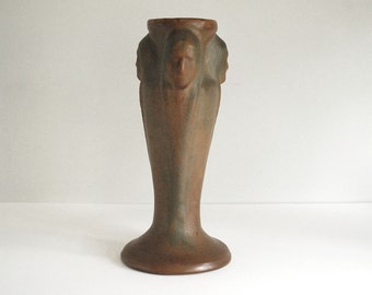 Van Briggle Vase, 1920s Indian Head Vase, Fine Art Ceramics, Antique American Art Pottery, Brown Mountain Craig Glaze, Arts and Crafts Decor