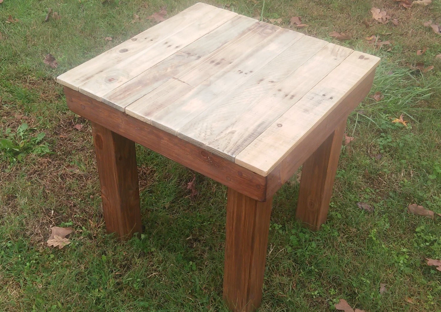Zimtown 18" Fir Wood Square Side Slatted Table Natural Color, Wooded