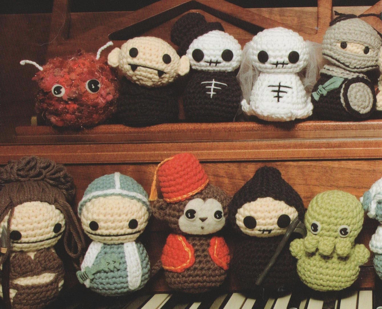 Amigurumi Patterns CREEPY CUTE CROCHET Book Crocheted Monsters