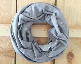 Nursing Scarf Gray Arrows, Infinity Scarf Grey, Breastfeeding Cover Up Boho Arrows Nursing Shawl Apron