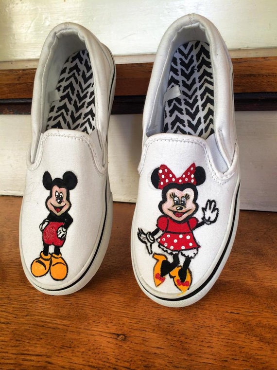 Items similar to Mickey and Minnie Mouse Hand Painted Shoes - Mickey ...