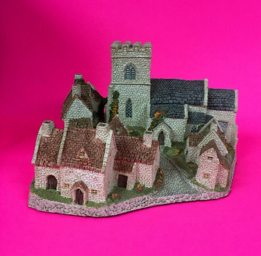 Vintage Castle David Winter Cottages Cotswold Village 1982