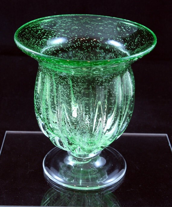 Vaseline Uranium Glass Vase 7