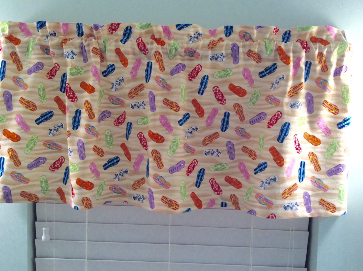 Window Topper/Valance/CurtainFlip Flop Design FabricBeach