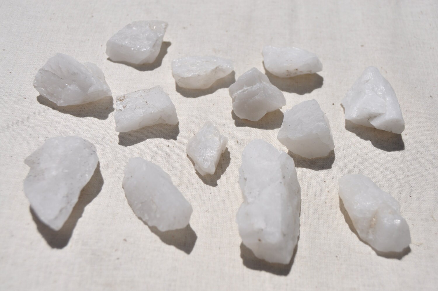 400 grams milky quartz raw quartz. 2 4 cm pieces rough