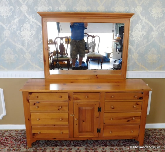 Ethan Allen Country Craftsman Knotty Yellow by ChatsworthAntiques