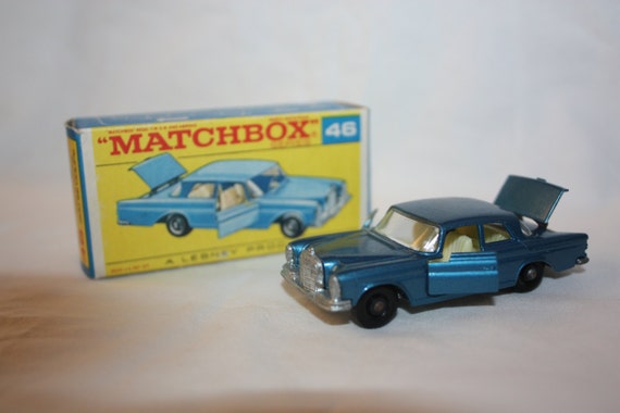 mercedes 300 se matchbox