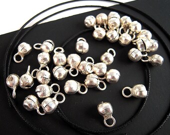 100 Tiny India Silver Bells, 4mm, 5mm, 0.9 Ounces, Bright Silver Finish, Clam Shell Tribal Belly Dance Bell, Gypsy Bell, Bohemian Bell L02