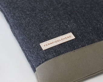Laptop Sleeve 11.6", 12", 13.3", 15.6" MacBook Air Pro Sleeve Toshiba Kirabook Sleeve 12" - Gray Herringbone Wool