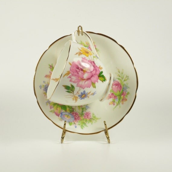 Vintage Duchess Bone China England Teacup Tea Cup Saucer Gold