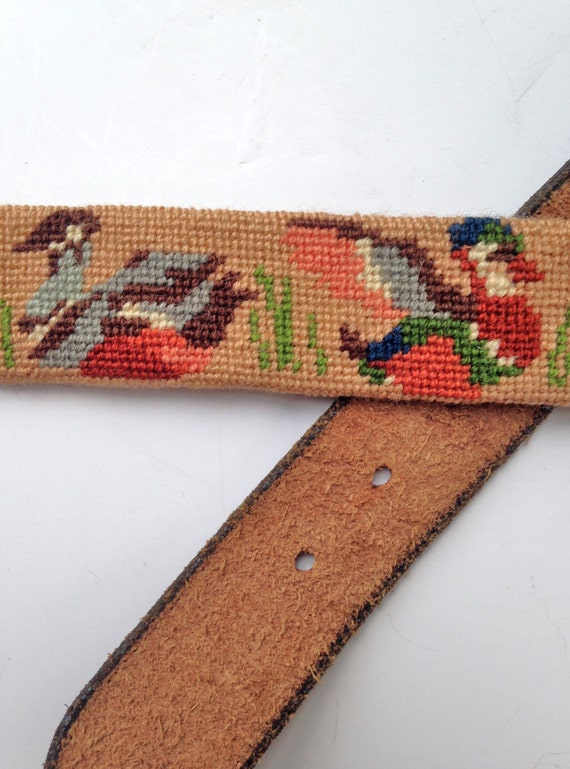 Needlepoint Belt Leather Belt with Ducks Size 40 80s Men's