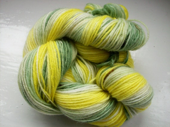 Sock yarn, hand dyed wool, dip dyed, golden yellow, moss green, bold and wild 100g by SpinningStreak
