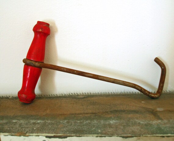 cowboy boot puller
