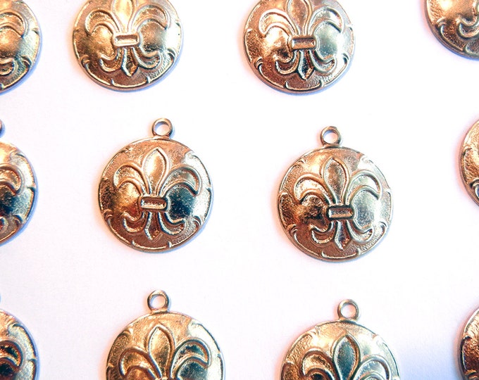 24 Small Round Brass Fleur de Lis Charms