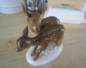 Neutettau Porcelain Doe & Her Fawn Erphila