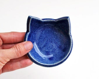 Blue Cat Ring Dish - Ceramic, Pottery - Tea Bag Rest, Jewelry Dish, Ring Holder, Cat Dish - Gifts for Pet Lovers - Lauren Sumner Pottery