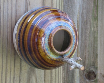Pottery Birdhouse for Wrens, Finches, and Chickadees in Caramel Brown