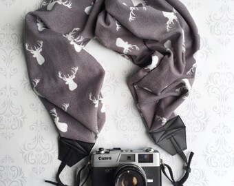 Scarf Camera Strap, Extra Long, Soft, DSLR Camera Strap, Extra Long, Nikon, Canon, DSLR Photography, Wedding Photographer- Gray Knit Antlers