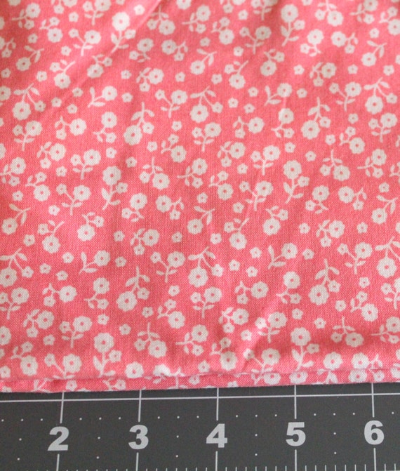 Pink and White Flower Fabric/Pink Floral Fabric/Jo Ann
