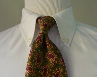 BEAUTIFUL Vintage Brooks Brothers MAKERS All Silk Multicolored Paisley Trad / Ivy League Neck Tie. Made in USA.