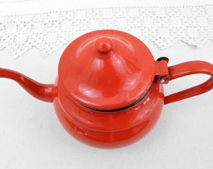 Vintage Unused Bright Red Enamel Teapot, French Country Decor, Cottage Rustic Tea, Chateau Chic, Retro Home Interieur, Enamelware