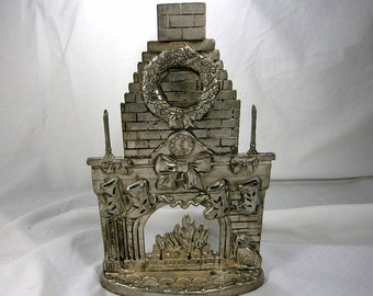 Godinger Candlestick Holder / Vintage Christmas Decor / Godinger Christmas Fireplace / Vintage Silverplate Candleholder