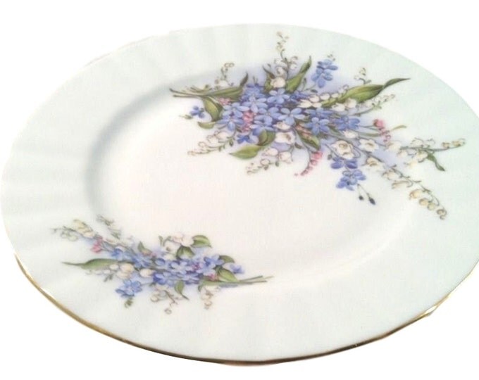 German China Plates, 3 Vintage Dessert Plates, Salad Plate, Dinnerware, Ceramic, Vintage China, Gift For Her, Floral Pattern, Set of 3