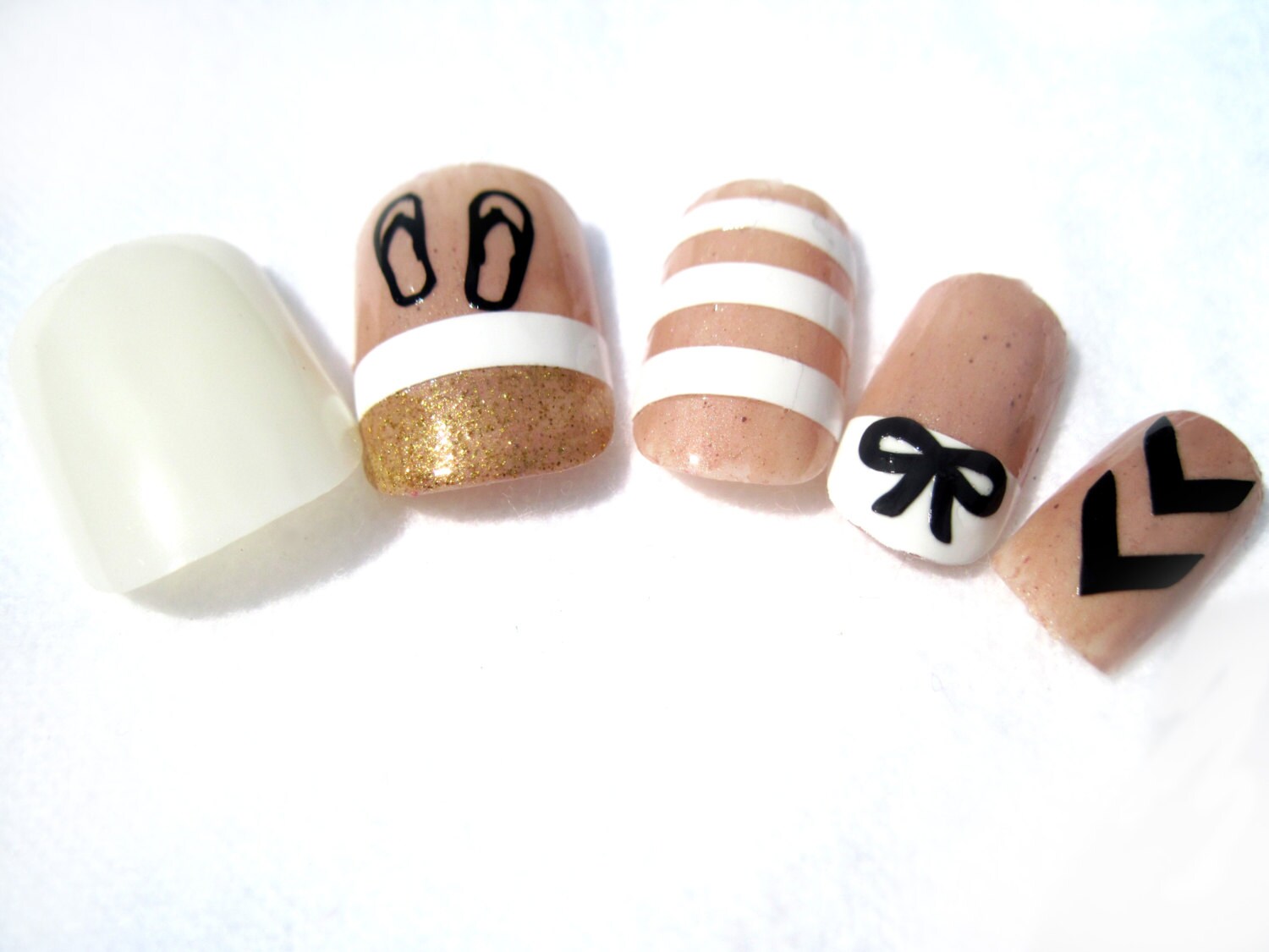 Nail stripes Vinyl nail sticker decals, striping tape vinyl for nails