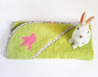 Baby bath towel for girl in toweling green with liberty bias , 0/6 month, hand made. Original baby bath towel. Unique baby bath towel.