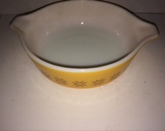 Pyrex Town & Country Cinderella Bowl 1 Pint 471 1960