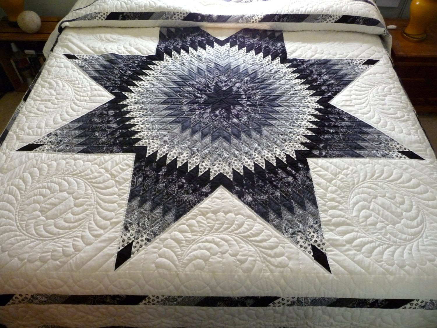 Amish Lone Star Quilt Black and White by QuiltsByAmishSpirit Pin on quilts i want
