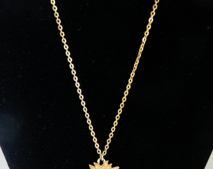 Lion Pendant, Vintage Gold Tone Lion with Rhinestone Eyes Necklace