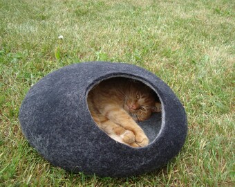 Cat bed/cat cave/cat house/Dark Gray with light Gray felted cat cave/ any сolors (With GIFT cat toy)