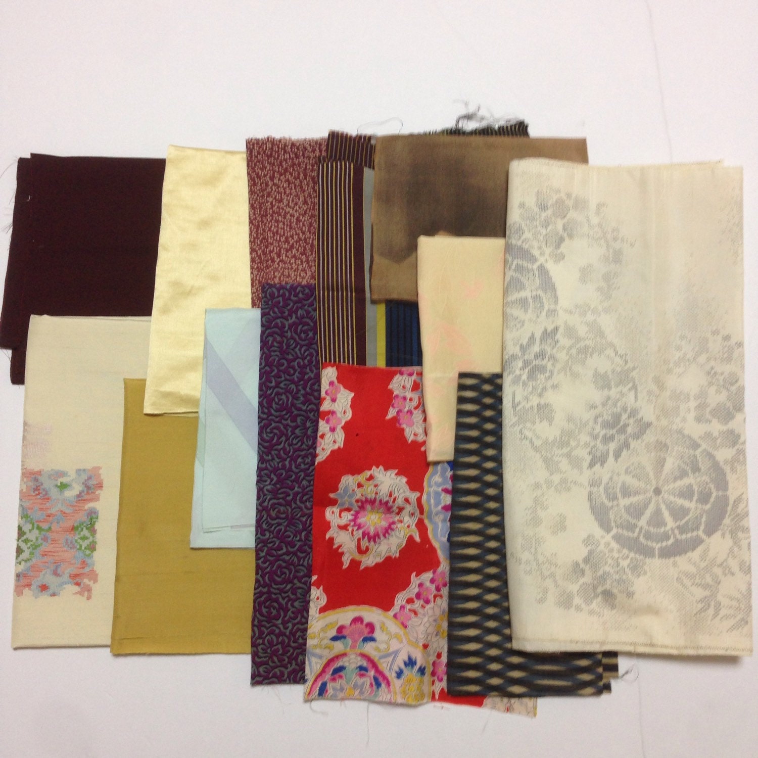 Kimono fabric Japanese pattern fabric colorful vintage