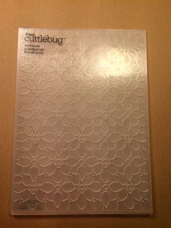 Cricut Cuttlebug Flower Embossing Folder