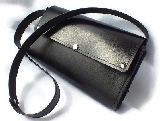 next black leather purse