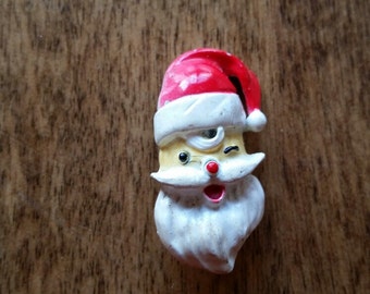 Santa Brooch Pin Vintage Just in Time  for Christmas!