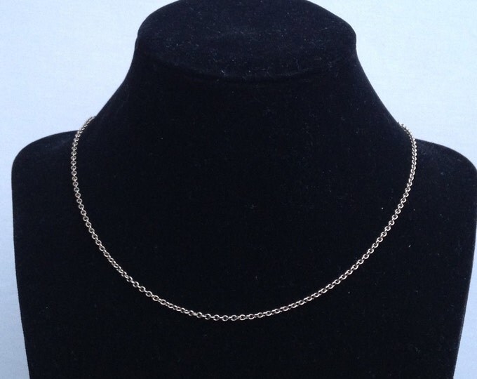 Storewide 25% Off SALE Vintage 14k White Gold Chain Link Designer Necklace Featuring Elegant Style Finish