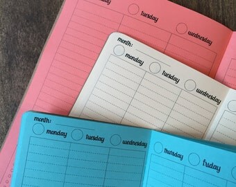 VERTICAL WEEKLY Traveler's Notebook Insert WO2P - Choose from 22 colors and 8 sizes