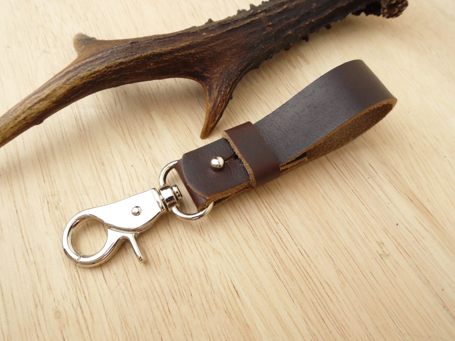 Leather Key Pouch For Belt | NAR Media Kit