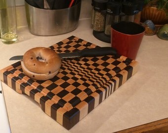 3D Extra-Thick End-Grain Cutting board: Walnut and Maple