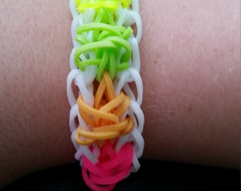 Items similar to Custom color Hibiscus flower rainbow loom bracelet w ...