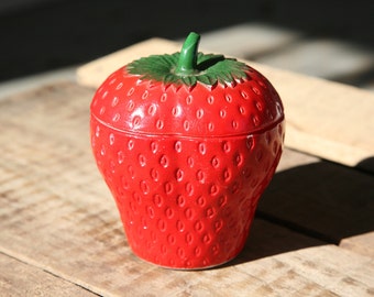 Vintage Milk Glass Strawberry Container - Fruit, Berry, Antique, Jam, Jelly