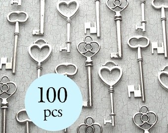 100 pcs - The Sabine Collection - Vintage Wedding Favors - Skeleton Key Assortment in Silver - Set of 100 Keys - Three Styles