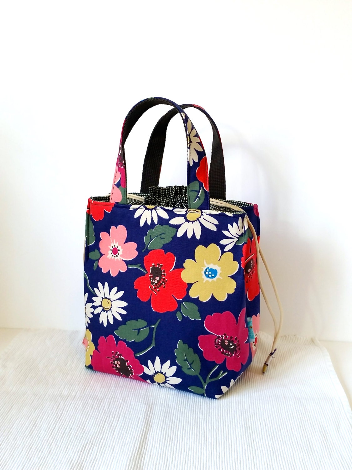 Drawstring Insulated Lunch Bag / Fabric Lunch Bag / Lunch Box