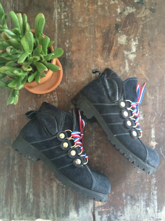 vintage italian hiking boots // 1970s navy suede