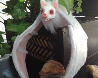 Posable Bat Art Doll - Hair clip - Albino Bat