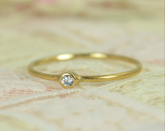 Tiny Diamond Ring Set, Solid 14k Gold Wedding Set, Diamond Stacking Ring, Solid Gold Diamond Ring, April Birthstone, Bridal Set, Diamond
